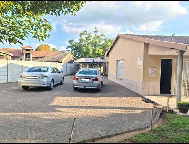 3 BEDROOM HOUSE FOR SALE IN SASOLBURG
